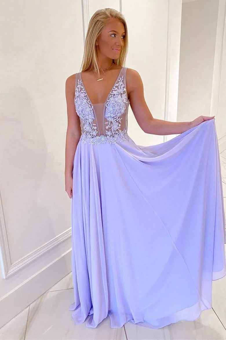 Vestido de fiesta con escote en V profundo y corte A con apliques